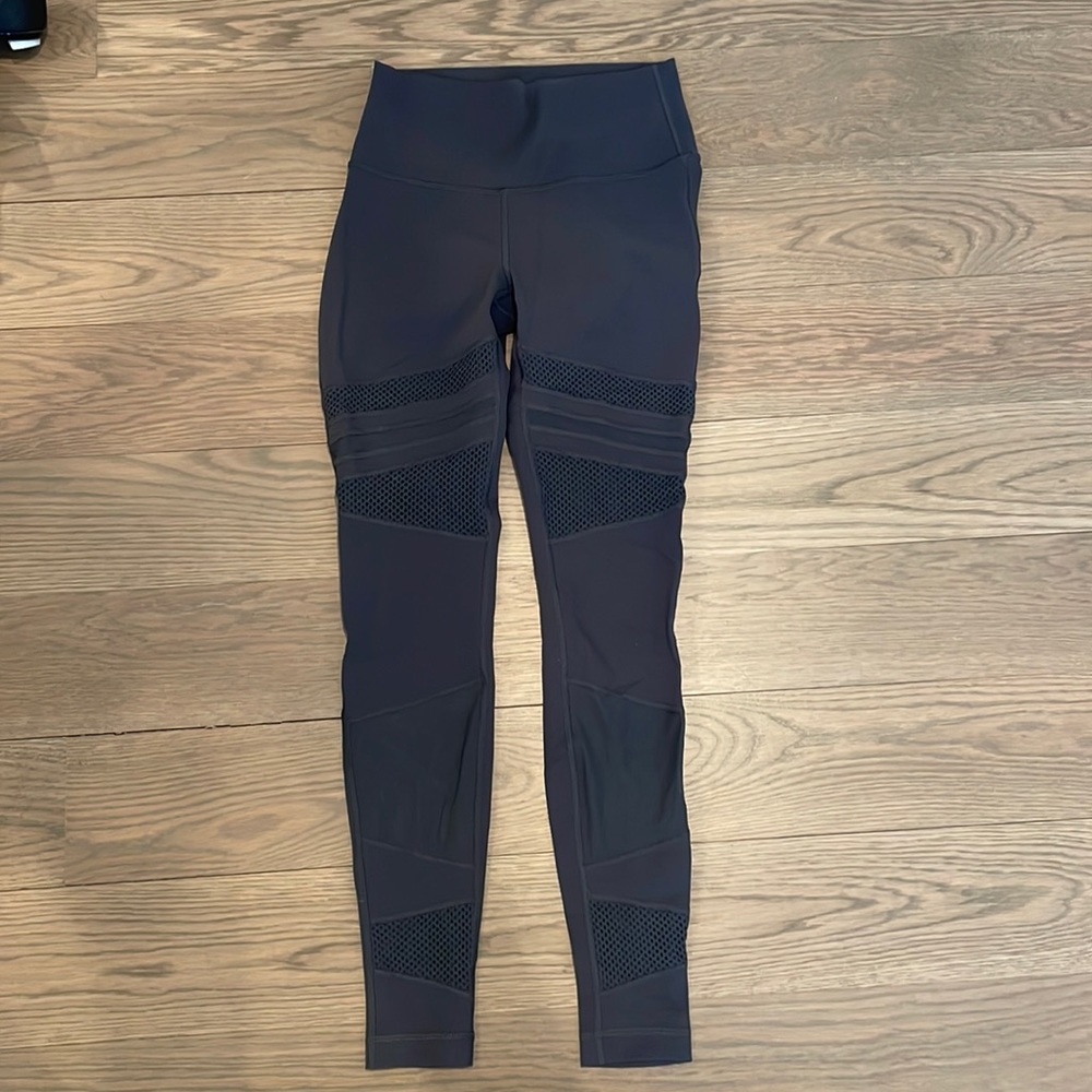 Lululemon Wunder Under High-Rise Tight *Mix & Mesh 28"
Melanite